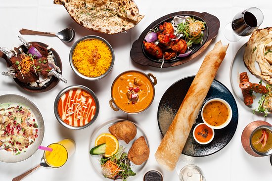 Exploring the Rich Flavors of Indian Cuisine: A Journey Through Spices and Traditions